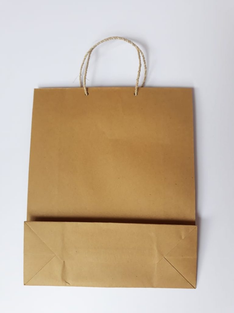 paperbag polos ini bisa kamu dapatkan dengan chat kami
karna ini ready to go